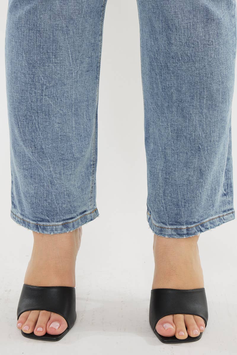 Kan Can High Rise Slim Straight Jeans
