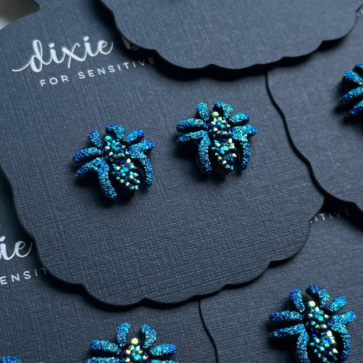 Dixie Bliss Enchanted Spiders in Ocean Dipped